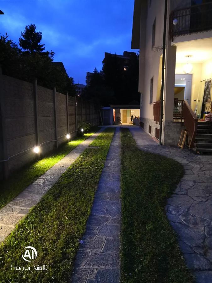 Hotel Flatmilan Cernusco Sul Naviglio Exteriér fotografie